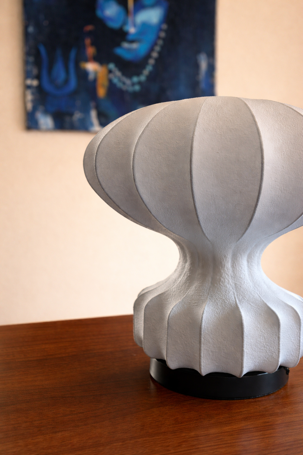 Blimp Table Lamp