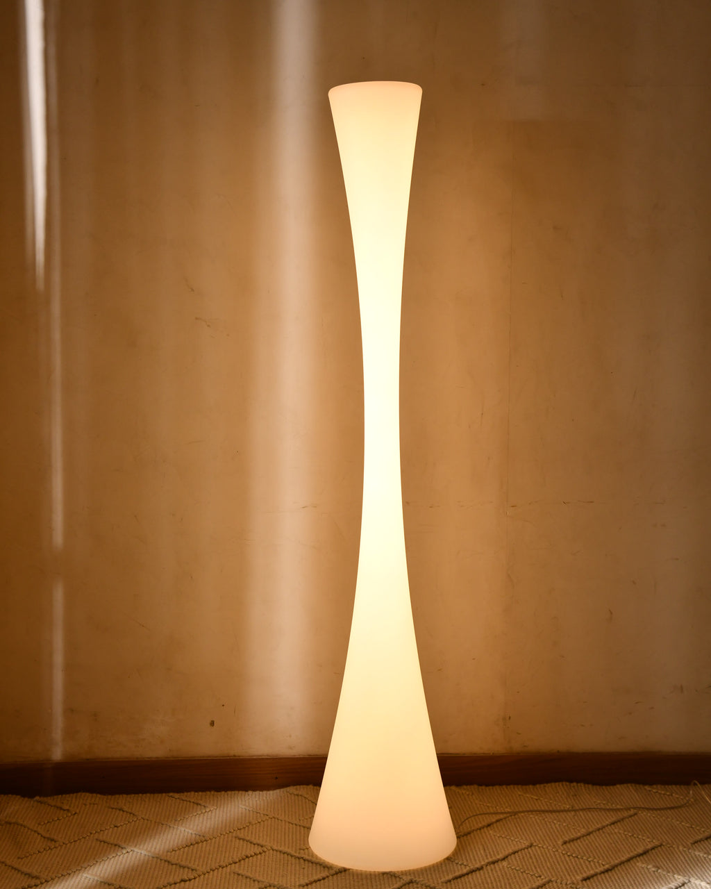 Nova Floor Lamp