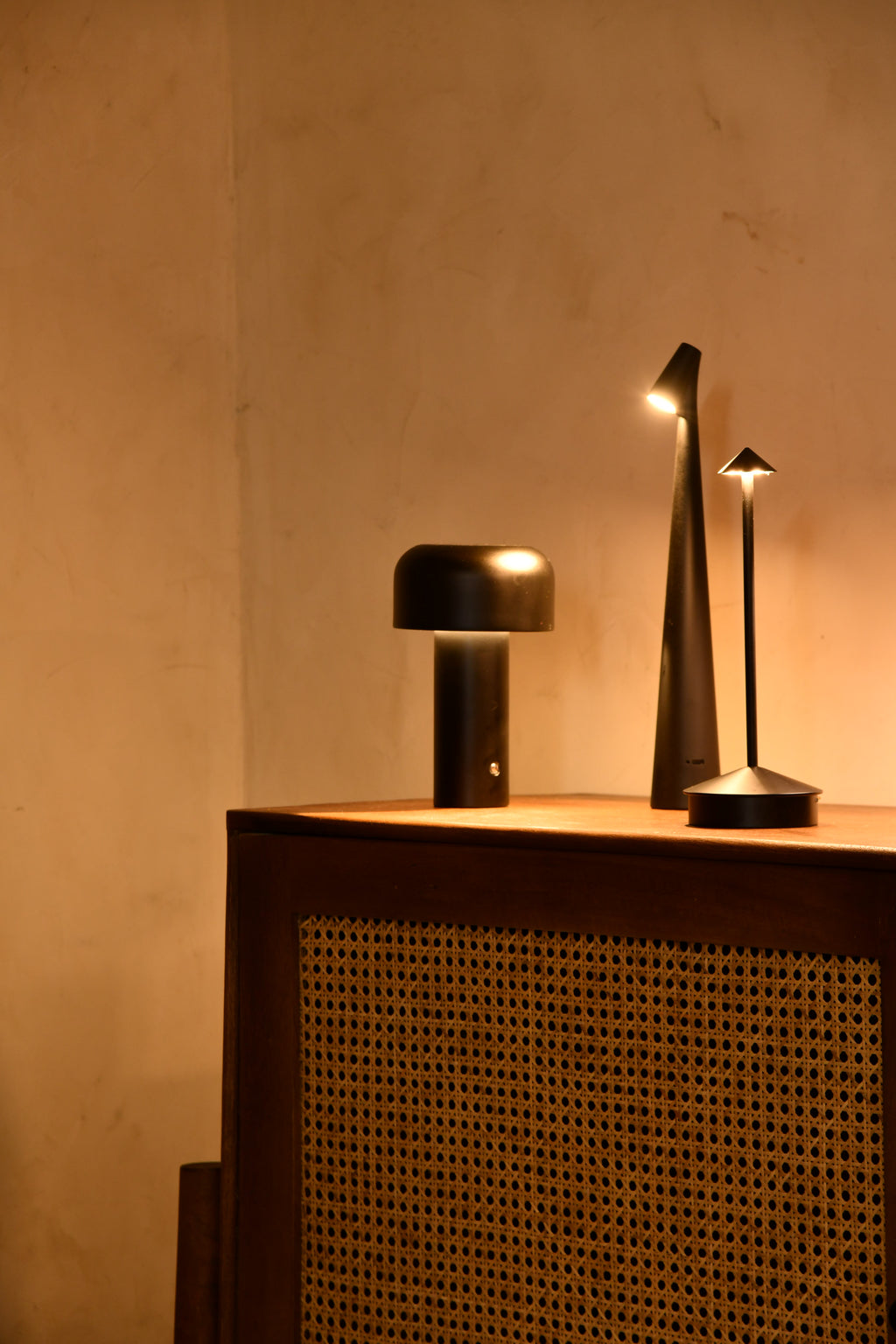 Modo Table Lamp