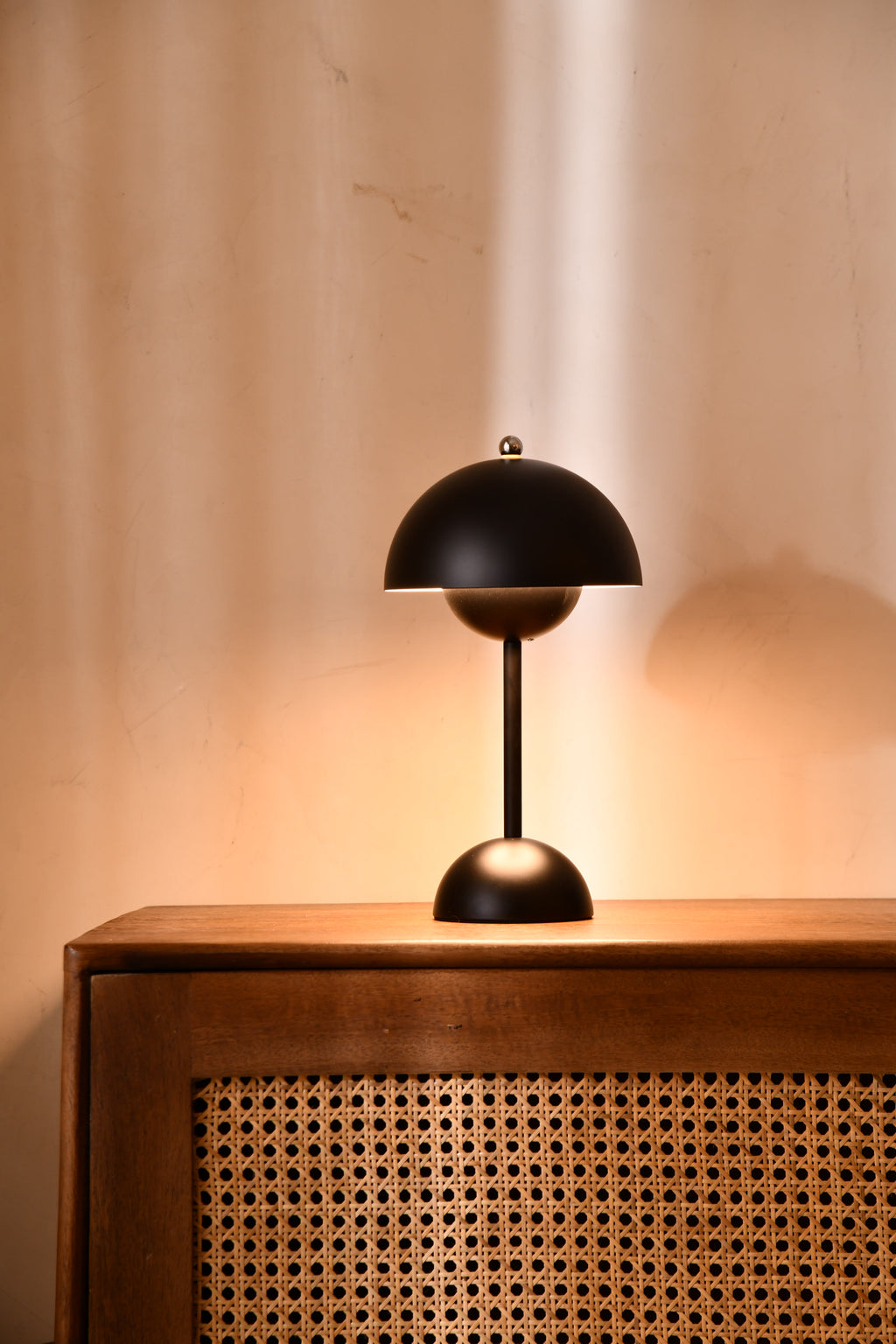 Bellis Table Lamp